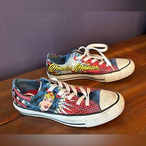 Wonder Woman DC Comics Converse Size 6